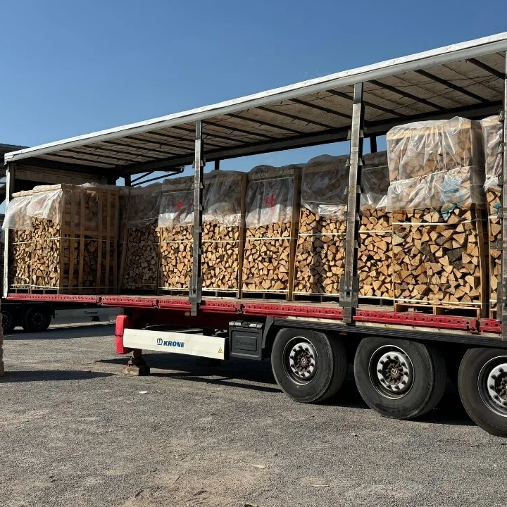LKW‑Ladung Birkenbrennholz – 48 Ster – 30/33 cm Scheite