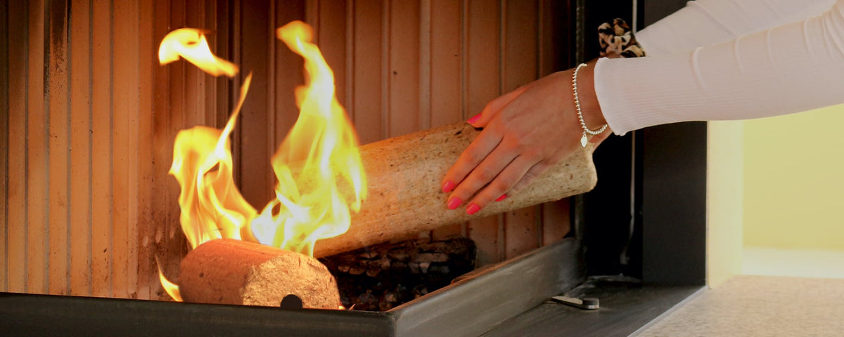 Thermospan® Holzbriketts – 960 kg – Palette 96 × 10 kg – Runde Presslinge | Ramsauer Brennholz